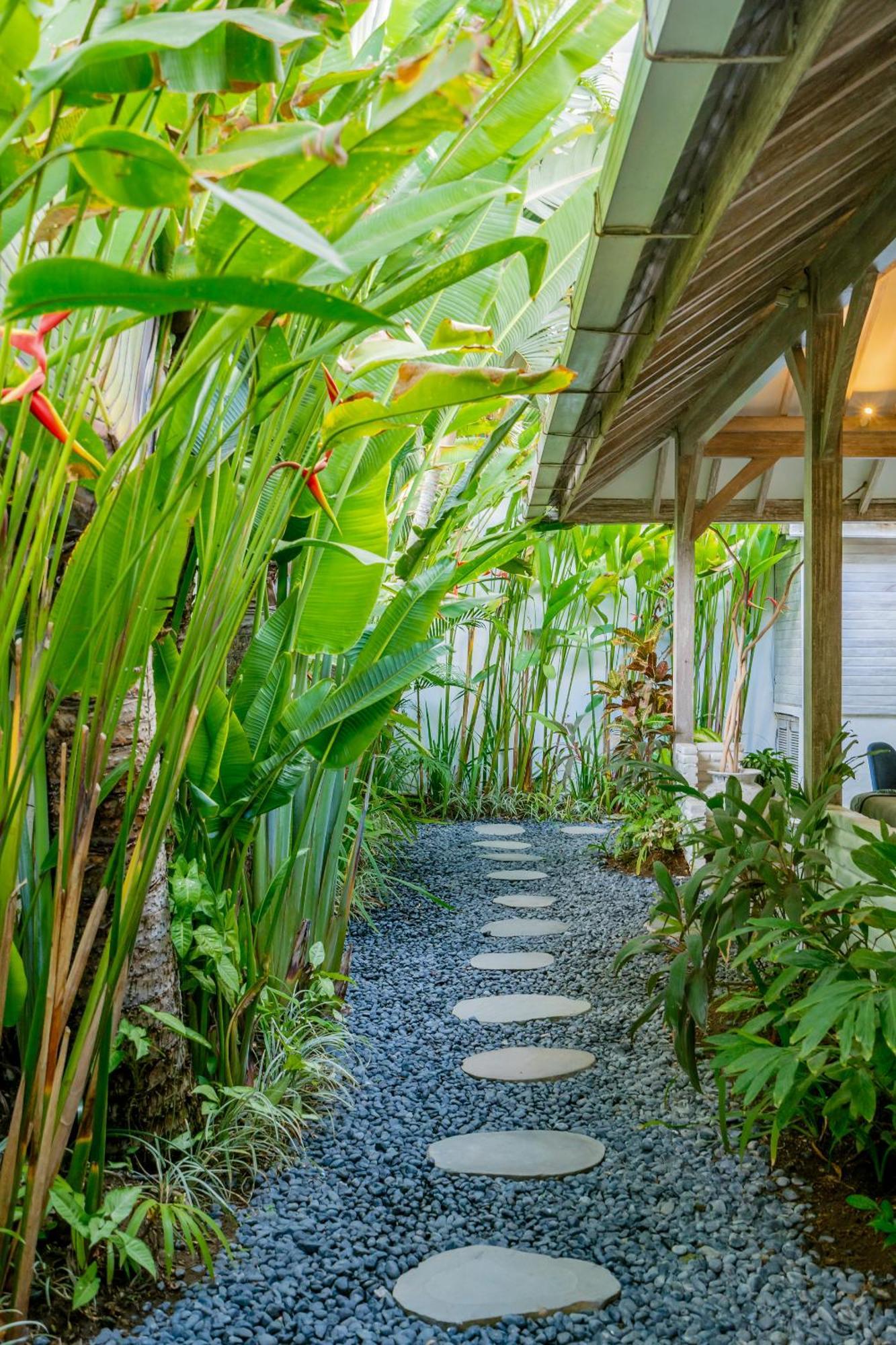 Mundaka Villa By Betterplace Canggu  Exterior photo